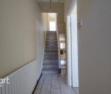 4 bedroom terraced house to rent - Photo 2