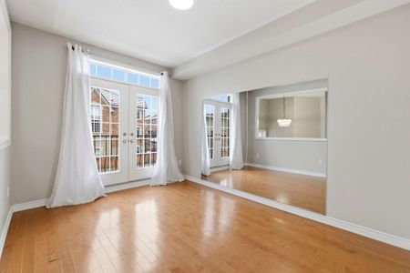 For Lease - 11 Mccartney Street, Toronto, Ontario - Photo 2