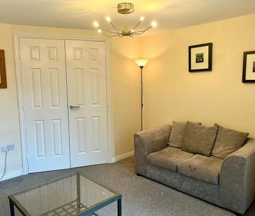 2 bedroom flat to rent - Photo 4