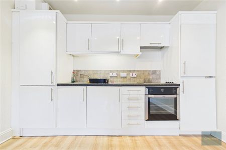 Flat 4 Kingsley House, 139-141 Cotham Brow, Bristol, BS6 - Photo 3