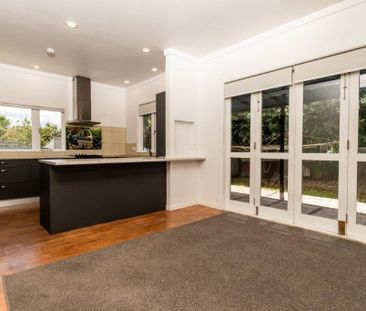 Old-world house - Photo 4