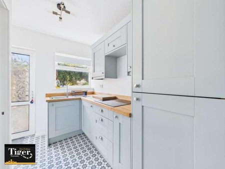 Washington Avenue, Blackpool, FY2 - Photo 5