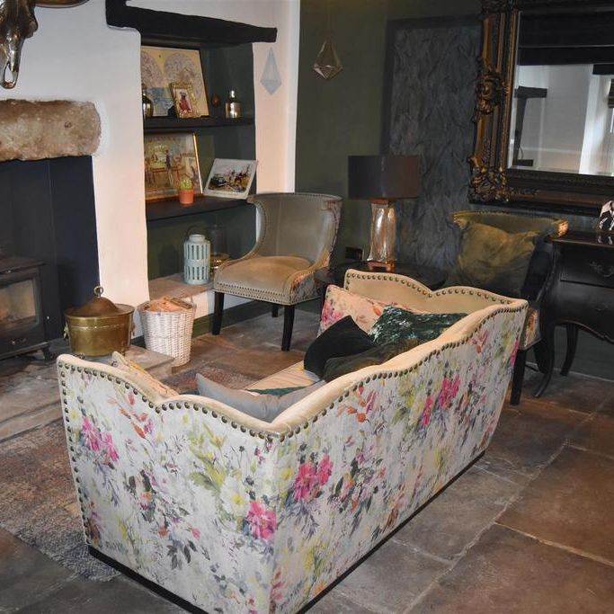 2 bedroom cottage to rent - Photo 1