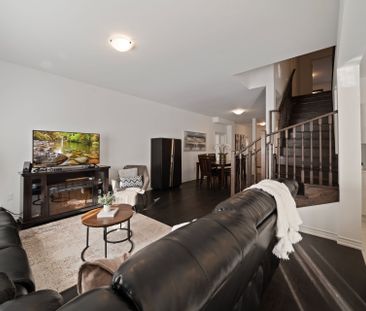 For Lease - 60 Harvest Crescent, Barrie, Ontario - Photo 3