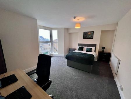 5 bedroom terraced house to rent - Photo 3