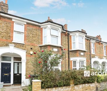 Maisonette to rent - Sportsbank Street, London, SE6 - Photo 2