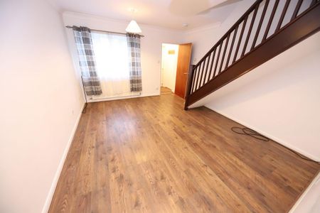 2 bedroom terraced house to rent - Photo 2