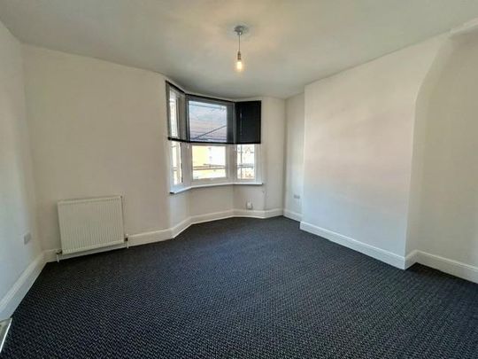 2 bedroom end of terrace house to rent - Photo 1