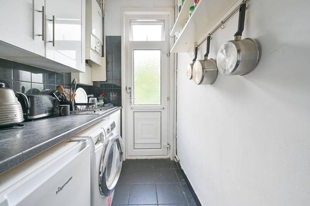 3 bedroom house to rent - Photo 1
