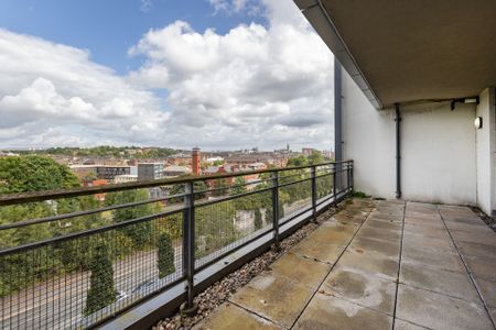 Glasgow Harbour Terraces, Glasgow, G11 6BH - Photo 2