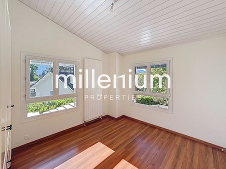 Beautiful bright villa near Carouge - 3 bedrooms, south-facing garden - Photo 2