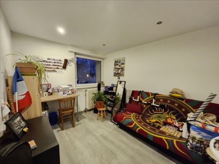 Location Appartement 63m² - Photo 2