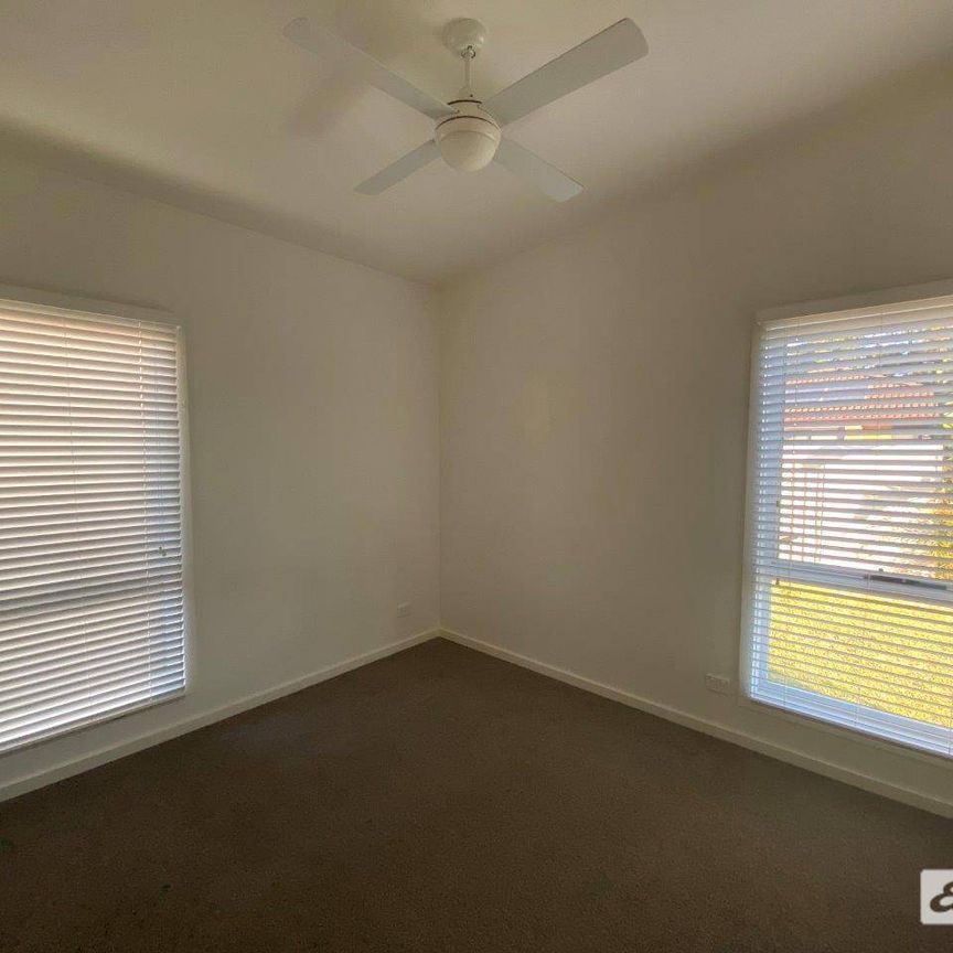 Large freestanding Granny Flat! - Photo 1