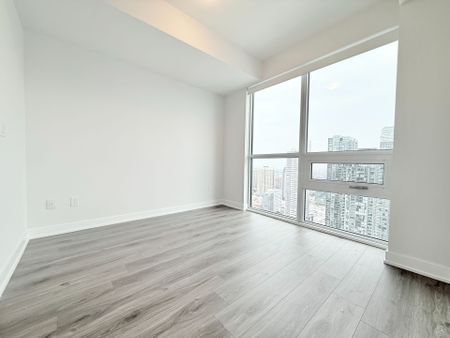 For Lease - 4130 Parkside Village Drive Unit# #3510, Mississauga, Ontario - Photo 2