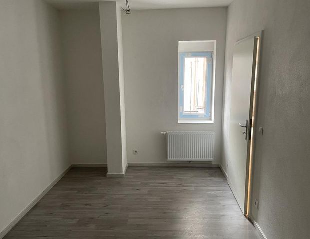 Lampertheim: Schöne 2-ZKB, Terrasse, Garten im EG - Foto 1