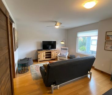 For Lease - 447 Kerr Street Unit# 3, Oakville, Ontario - Photo 3