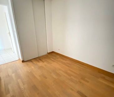 Location Appartement 3 pièces 59m² NOISY LE GRAND 93160 - Photo 3