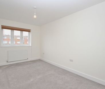 Wimborne Road, Bournemouth - Photo 5