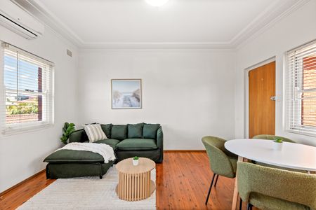3/48 Kirkwood Road, Cronulla NSW 2230 - House For Rent | Domain - Photo 2