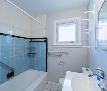 For Lease - 1746 - A Gage Crescent, Belair Park - Copeland Park and... - Photo 5