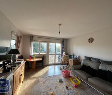 Location Appartement 3 pièces 66m² CHAMBERY 73000 - Photo 2