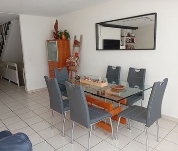 Lumineuse villa mitoyenne de 5.5p avec jardin - Photo 3