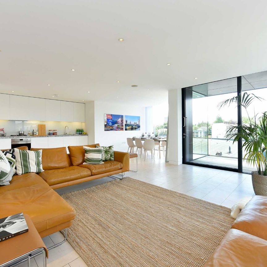 Latitude House, Oval Road, NW1 - Photo 1