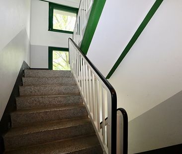 3-Raum Wohnung in Chemnitz • Balkon • Tageslichtbad • Wanne • Einbauküche • Gablenz - Photo 1