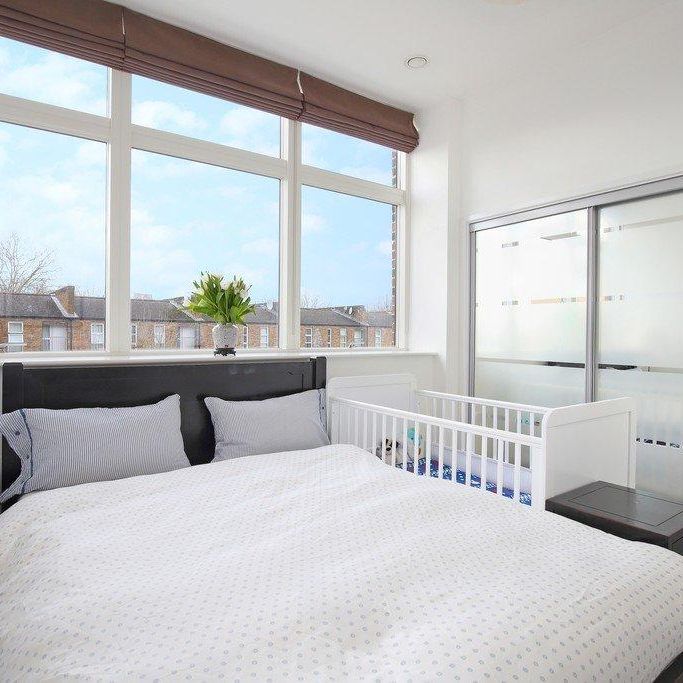 3 bedroom flat to rent - Photo 1