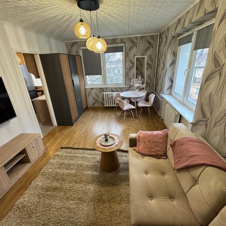 Kawalerka w Podjuchach na wynajem - Фото 1