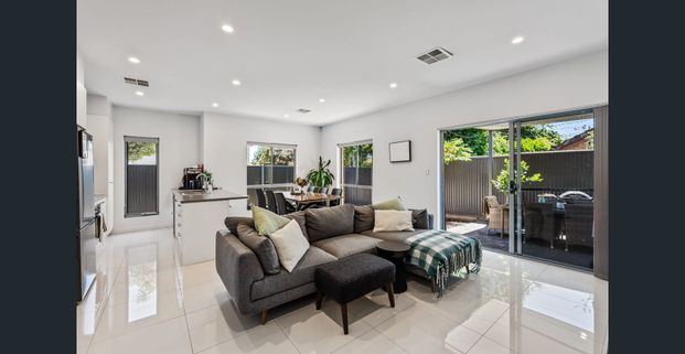 Beautiful Family Home! - Photo 1