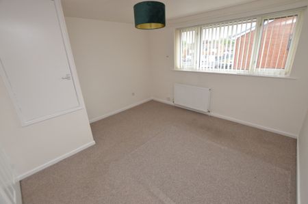 2 Bedroom Town House - Photo 3