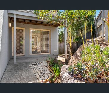 5/29 Oatland Crescent, Holland Park West, Qld 4121 - Photo 1