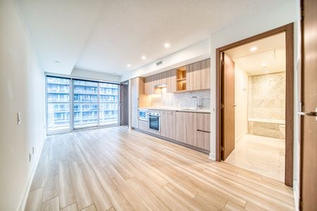 For Lease - 19 Bathurst Street Unit# 1002, Toronto, Ontario - Photo 3