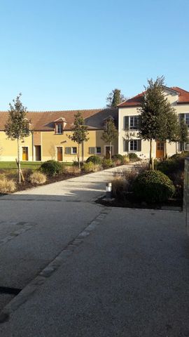 Location Maison 3 pièces 67m² FAVIERES 77220 - Photo 4