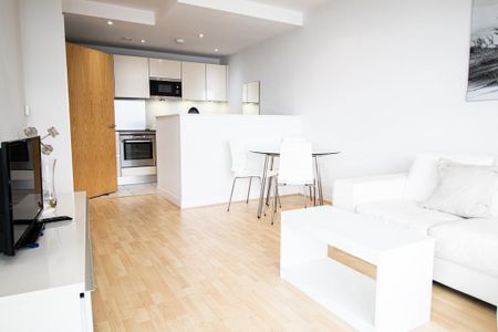 2 bedroom apartment to rent - Photo 2