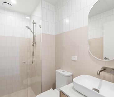 Modern Living in Boulevard! - Photo 3