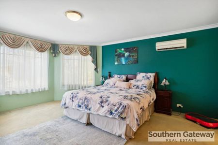 Popular Windsor Hills Estate -- Quality Plus !!! - Photo 2