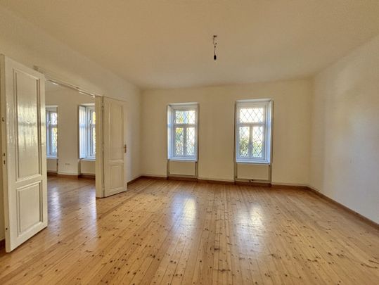 Gründerzeithaus im Landhausstil | eigene Veranda und Wintergarten | großer Eigengarten und Gartenhütte - Photo 1