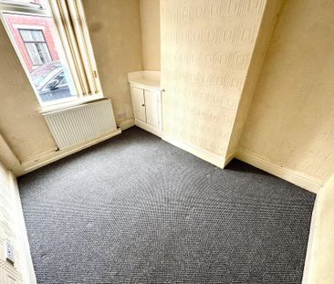 2 bedroom house to rent - Photo 1