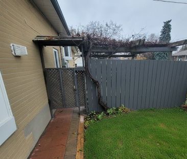 For Lease - 347 Boisdale Avenue, Richmond Hill, Ontario - Photo 3