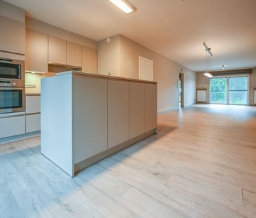 Tweeslaapkamer appartement in het centrum van Ingelmunster - Foto 2
