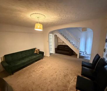 3 bedroom terraced house to rent - Photo 2