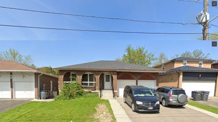 For Lease - 52 Centre Street Unit# (Main Floor), Brampton, Ontario - Photo 2