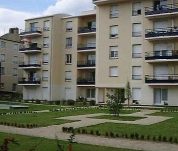 Location Appartement 1 pièce 35m² ORLEANS 45000 - Photo 6