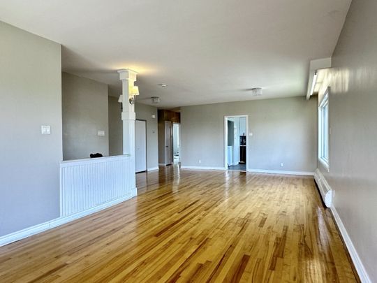 6410 Avenue Lennox - Photo 1