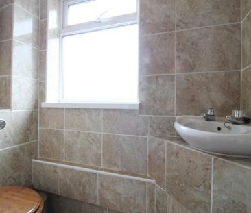 4 bedroom townhouse to rent - Photo 5