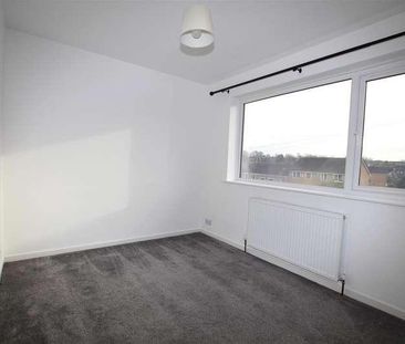 New Park Way, Farsley, Pudsey, LS28 - Photo 5