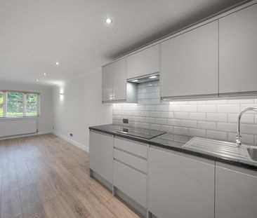 High Road, London, N20 - Photo 3