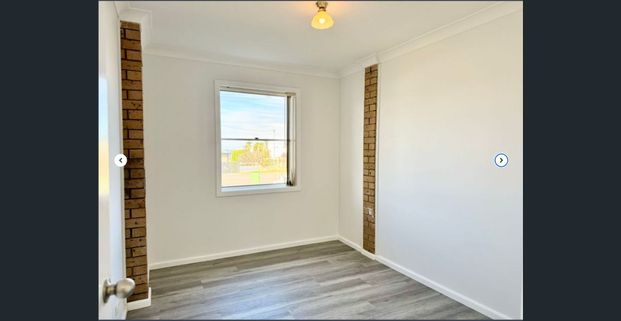 Available now!!!For Rent – Modern 2-Bedroom Ground-Level Unit with Lock-Up Garage - Photo 1